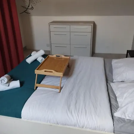 Grande Maison Avec 5 - Entree Autonome * Brest
